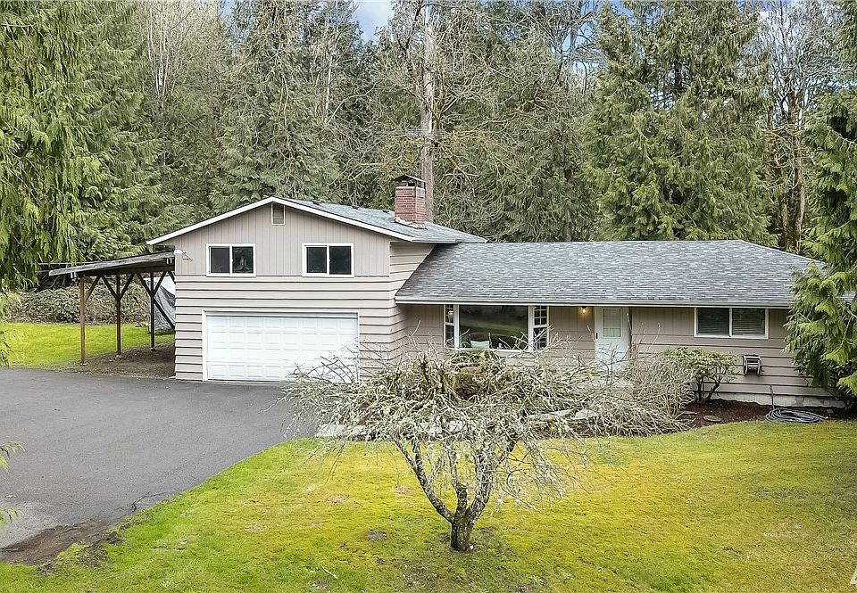 1st image of 6107 136th St E