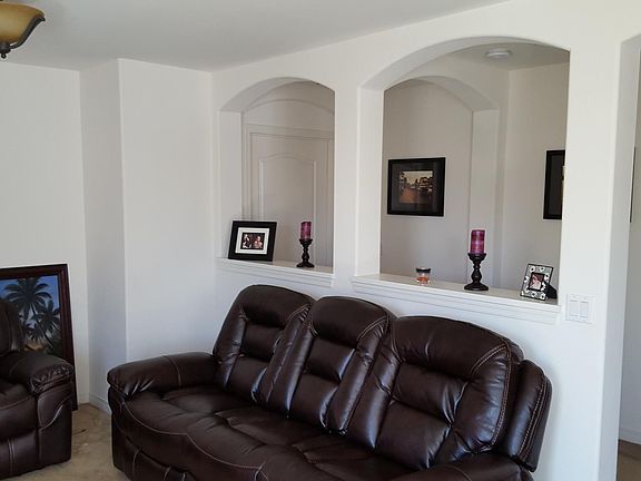 4th image of 334 Cobalt Dr