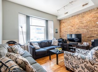 4403 N Broadway St APT 2A, Chicago, IL 60640