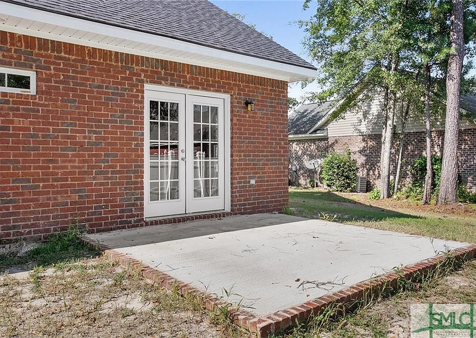 2nd image of 115 Tolliver Ln