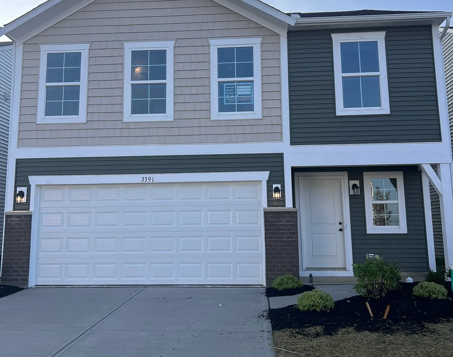 4 bed, 2.5 bath, 2000 sqft, $2,450 — Photo 2