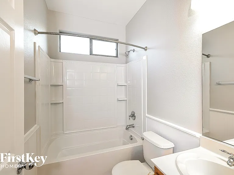 3840 Bowers Hollow Ave — Photo 13