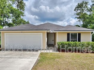 795 Pine Moss Rd, Jacksonville, FL 32218
