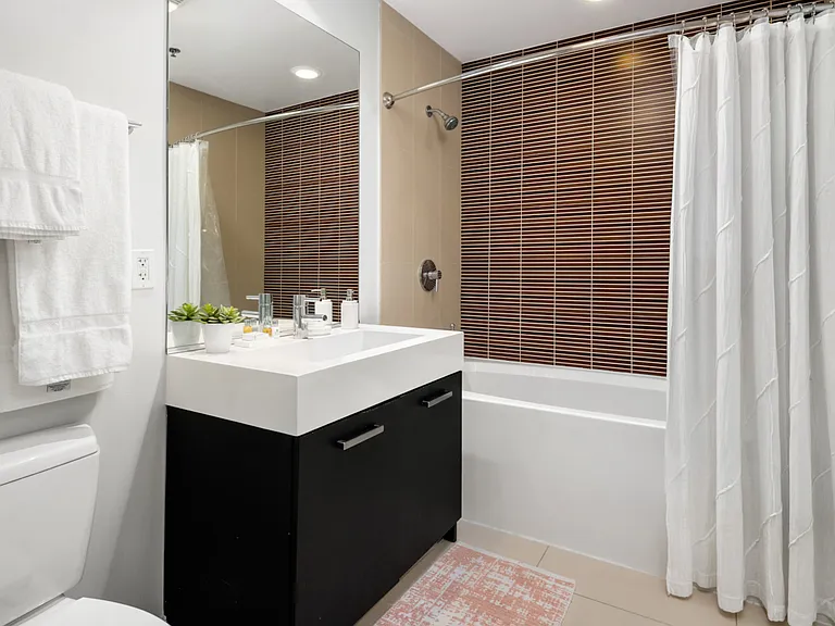 Roosevelt Collection Lofts — Photo 18