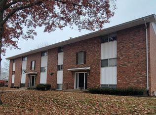 521 N 1st St #9, Chillicothe, IL 61523