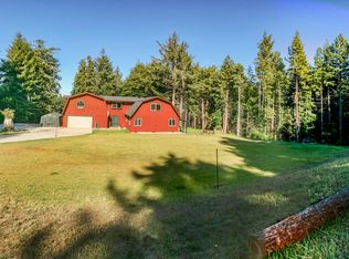 7469 Berta Rd, Eureka, CA 95503