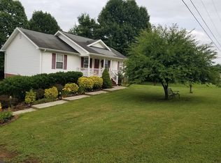 134 Mountain Ridges Dr, Jonesborough, TN 37659