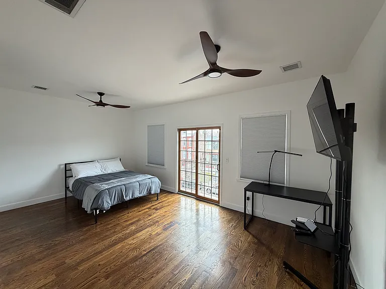192 Arlington Ave #2 — Photo 20