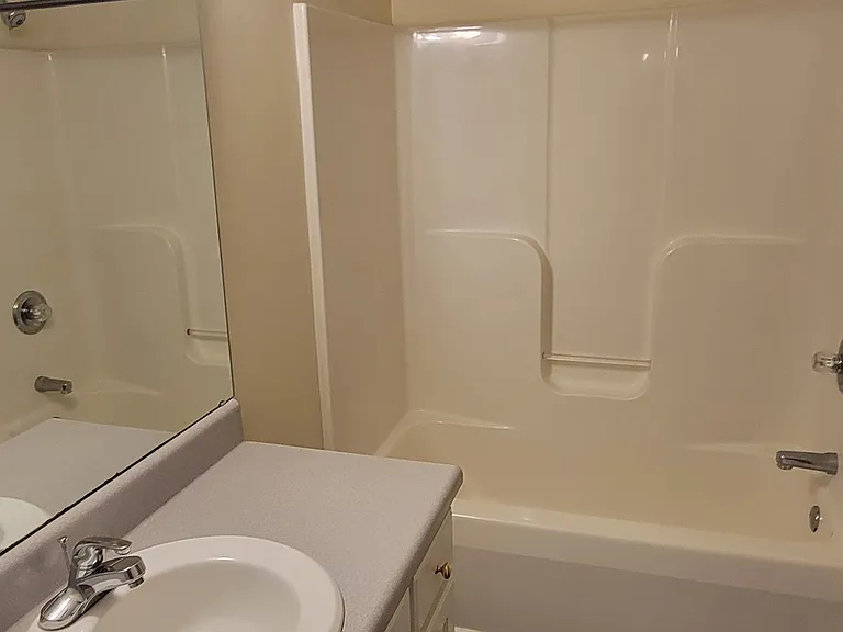 152 Highland Way #A — Photo 12