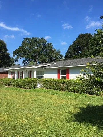 1604 Gary Ave — Photo 3