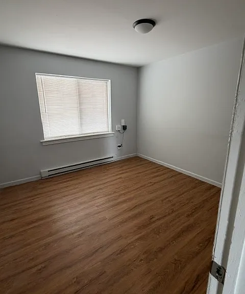 212 Chestnut St #1 — Photo 3