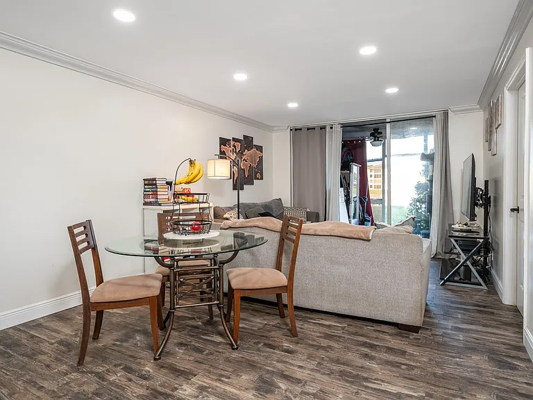9430 Poinciana Pl #110 — Photo 5