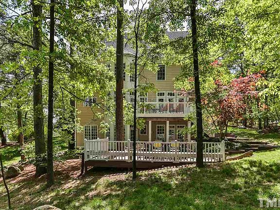 3rd image of 200 Sierra Dr