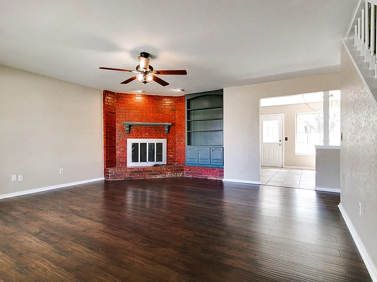 8704 NW 86th Pl — Photo 13