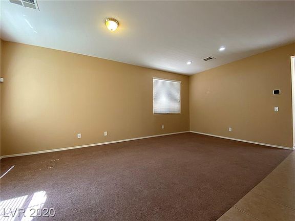 4th image of 10292 Jersey Shore Ave