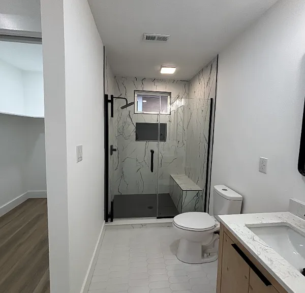 4213 Kingsley Dr — Photo 9