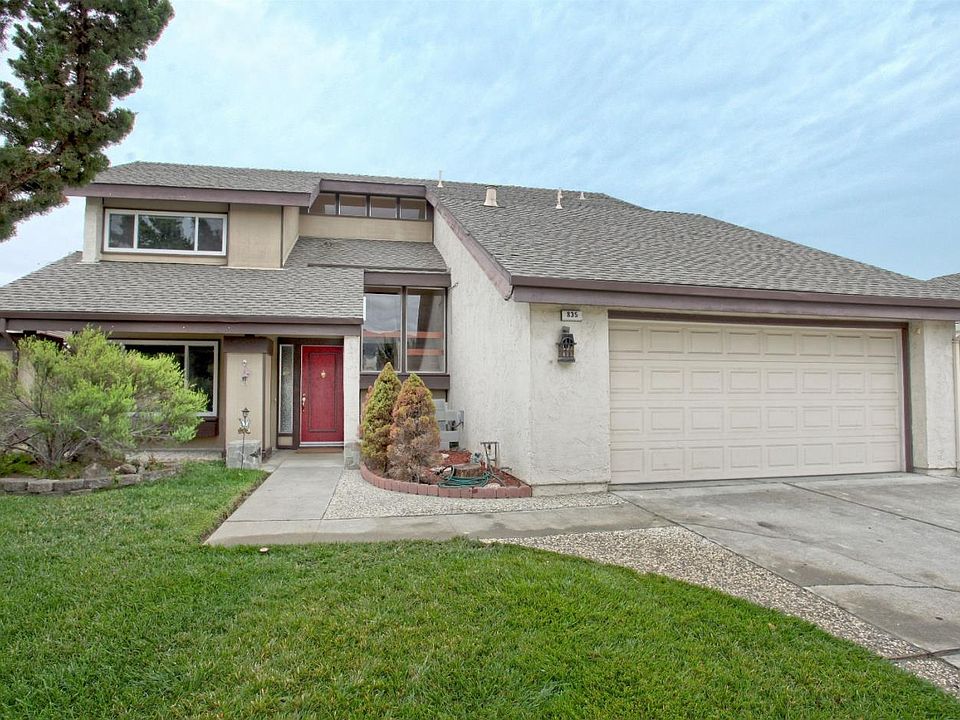 1st image of 835 Saint Lucia Ct