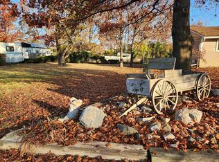 2149 Elmcrest Rd, Sterling Heights, MI 48310