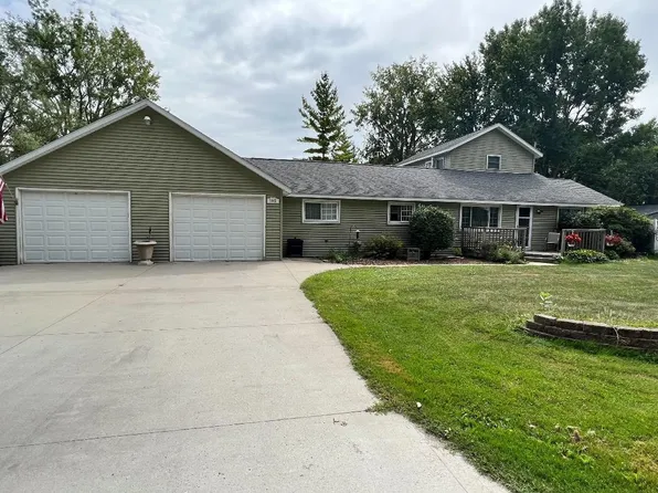 1842 N Callahan Rd, Essexville, MI 48732
