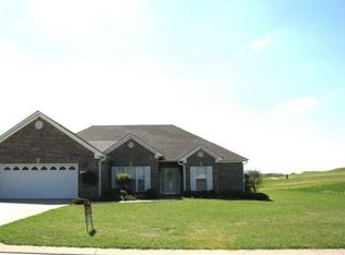 2213 Oakview Ave, Dyersburg, TN 38024