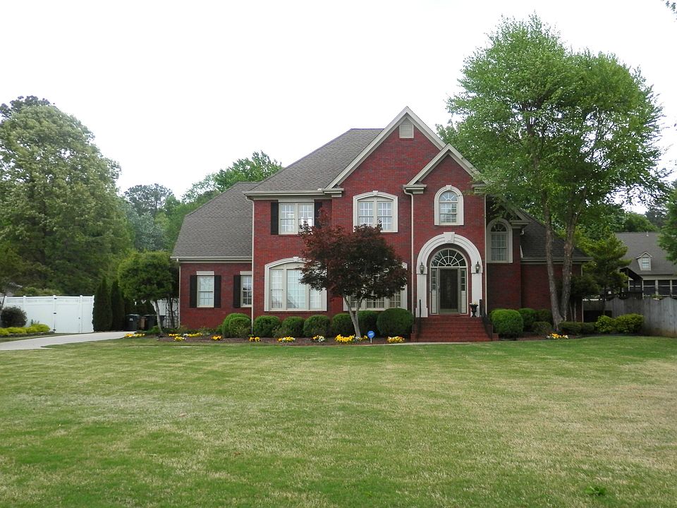 2708 Summerwind Dr 