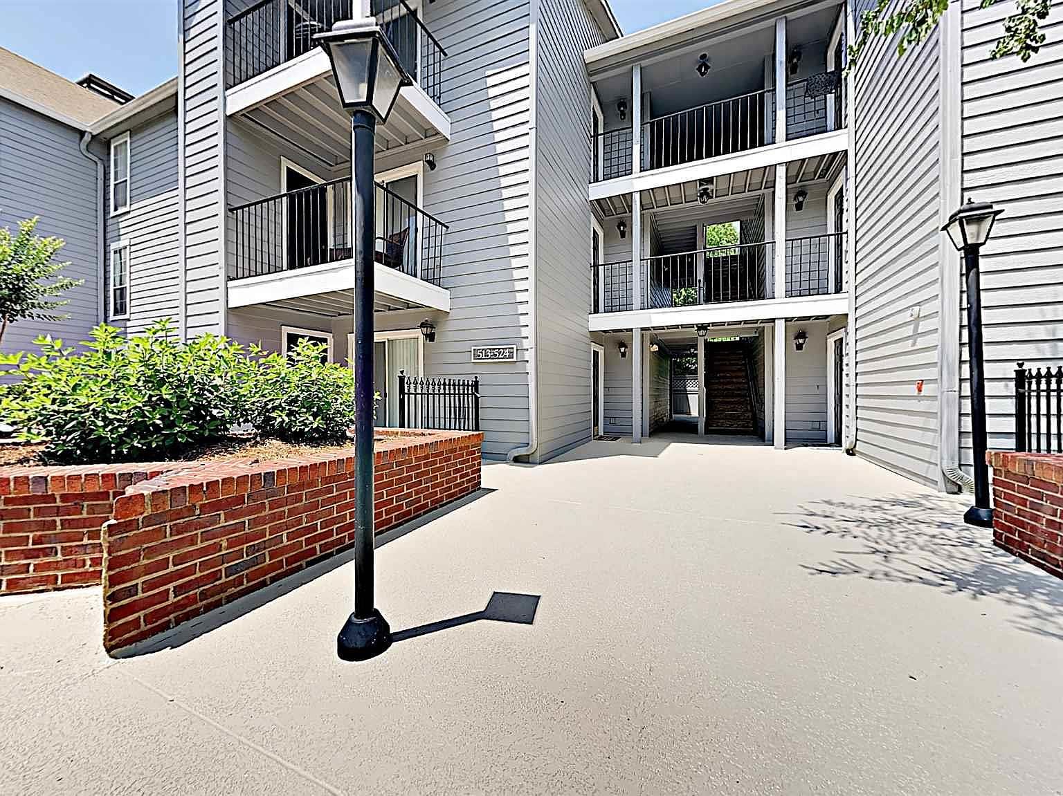 523 Granville Ct, Sandy Springs, GA 30328 Zillow