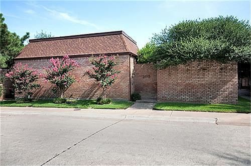 2nd image of 3115 Squireswood Dr