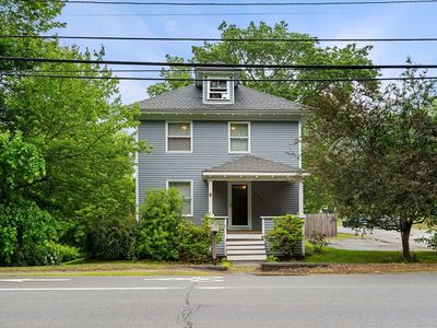866 Amesbury Rd, Haverhill, MA, 01830