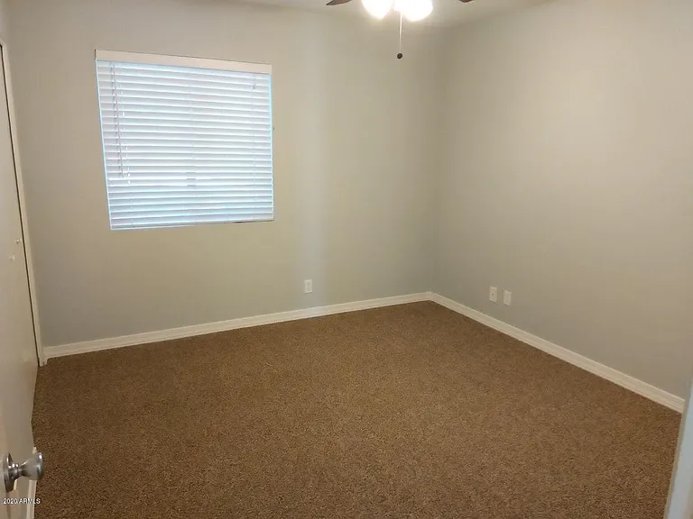 641 N Lesueur Cir — Photo 10
