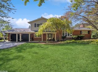 3282 N Maple Tree Ln, Wadsworth, IL 60083