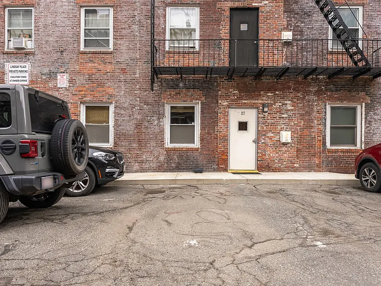 17 Bowdoin St #4AB — Photo 29