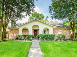 6934 Trail Valley Way, Houston, TX 77086