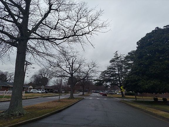 4th image of 5936 Sellger Dr