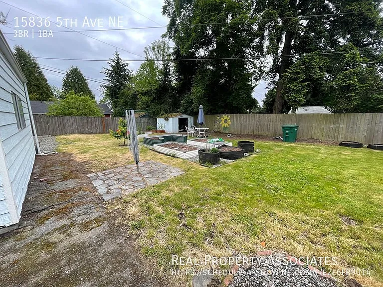 15836 5th Ave NE — Photo 20