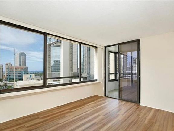 5th image of 430 Lewers St APT 14D