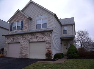 2650 Rustling Oak Blvd, Hilliard, OH 43026
