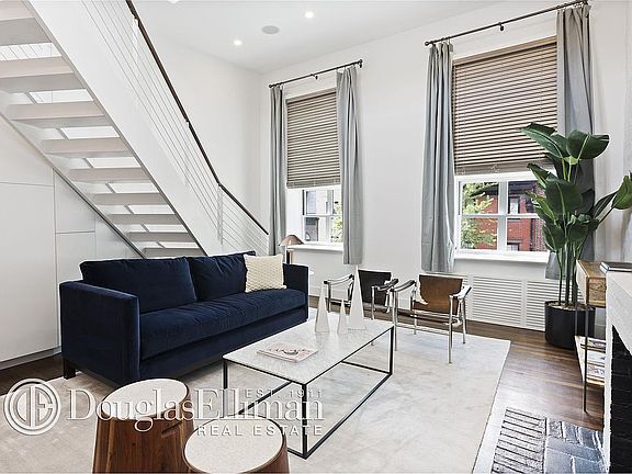 2nd image of 23 W 9th St #4FR