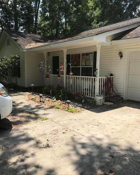 2nd image of 132 Cannon Ave
