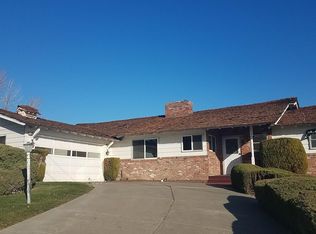703 Lockhart Dr, Yakima, WA