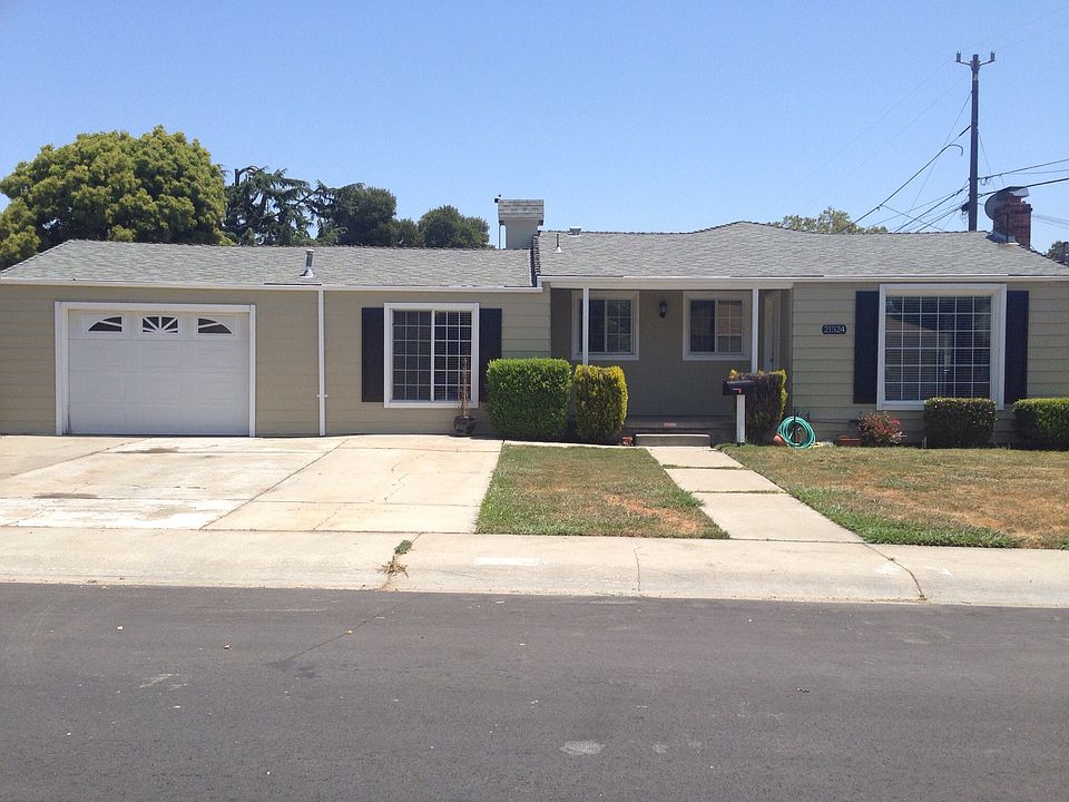 1st image of 21524 Dolores St