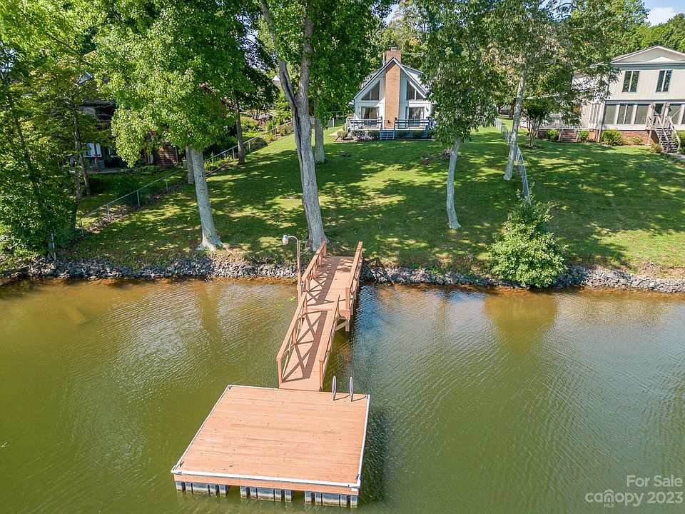 1st image of 8053 Lucky Creek Ln #4