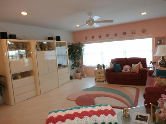 3rd image of 5938 Crystal Shores Dr APT 402