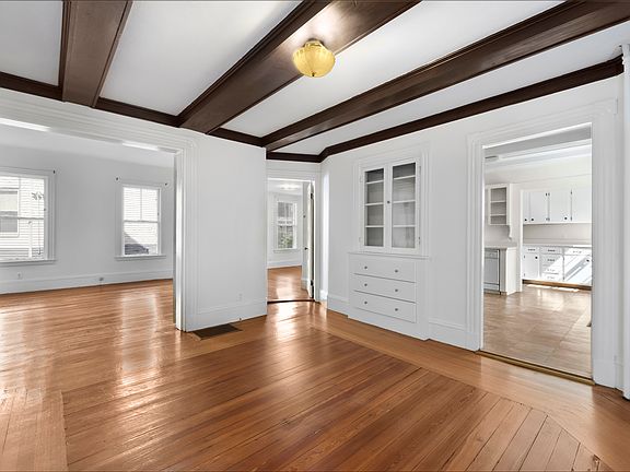 4th image of 81 Avon St #1