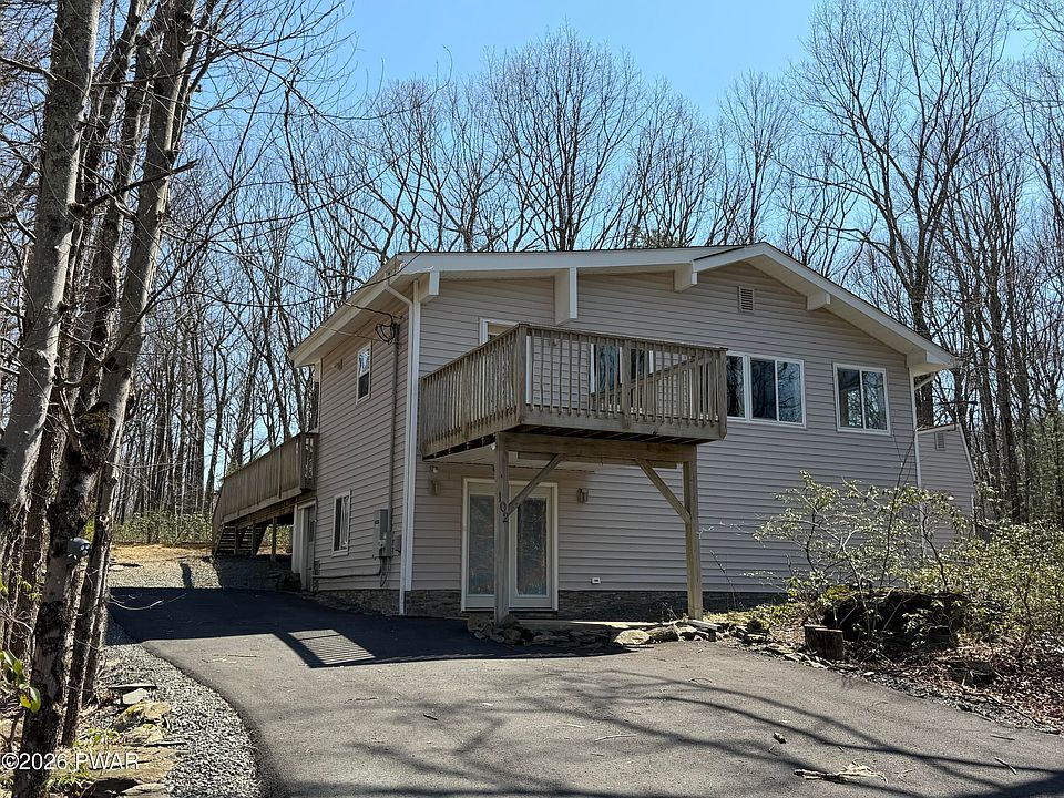 1st image of 102 Comstock Dr