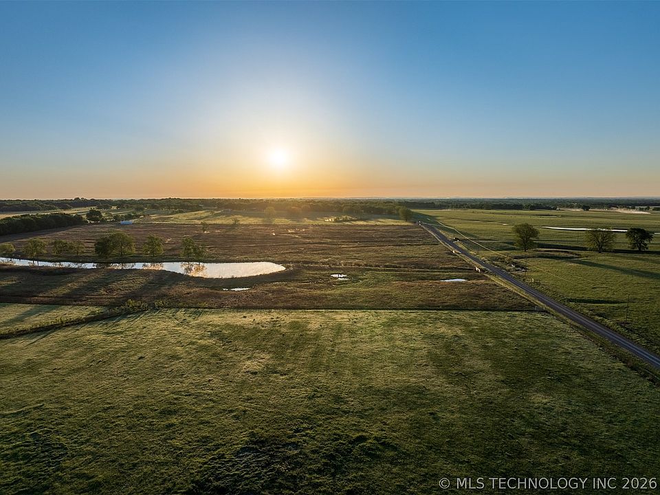 1st image of 4 N 300th Rd