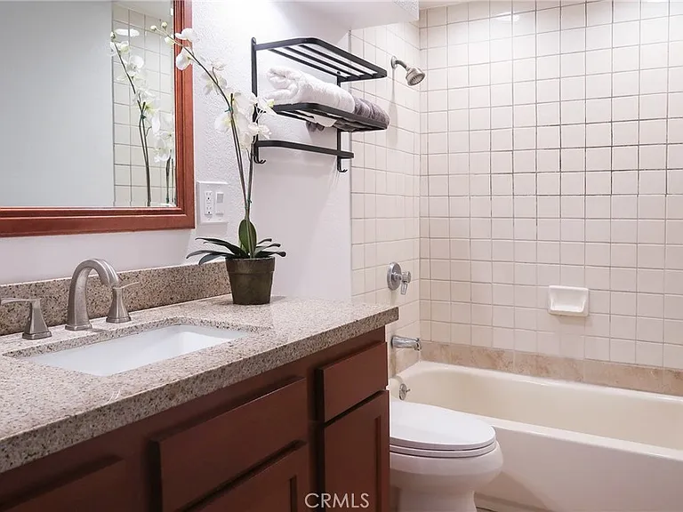 16220 Sigman St — Photo 7