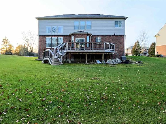 5th image of 61024 Winterberry Dr