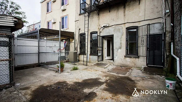 Rented by Nooklyn NYC LLC | media 36