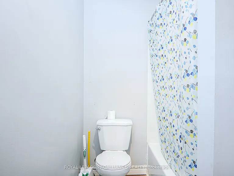 22 Pitt St #19 — Photo 27