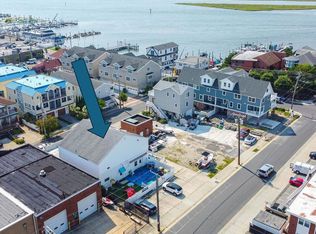 215 N Decatur Ave, Margate City, NJ 08402